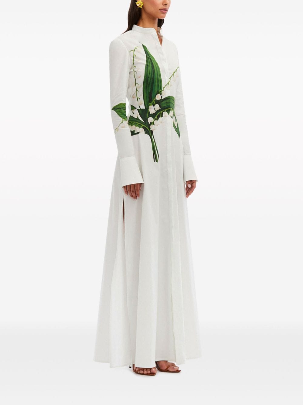 Shop Oscar De La Renta Lily Of The Valley-print Poplin Kaftan Maxi Dress In White