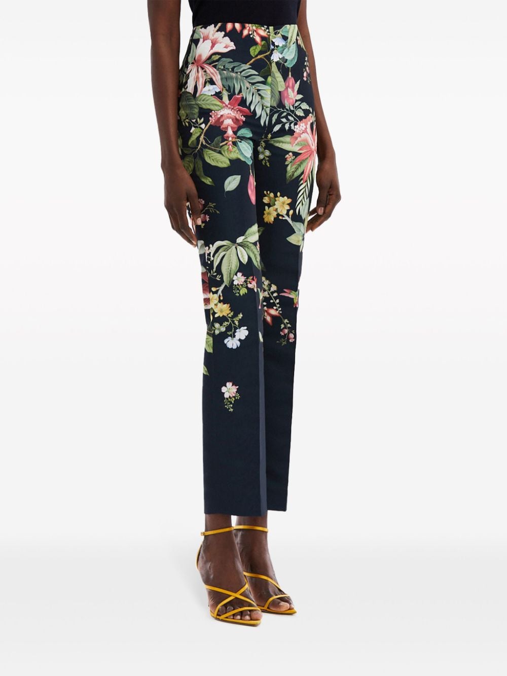 Shop Oscar De La Renta Flora & Fauna Floral-print Trousers In Blue