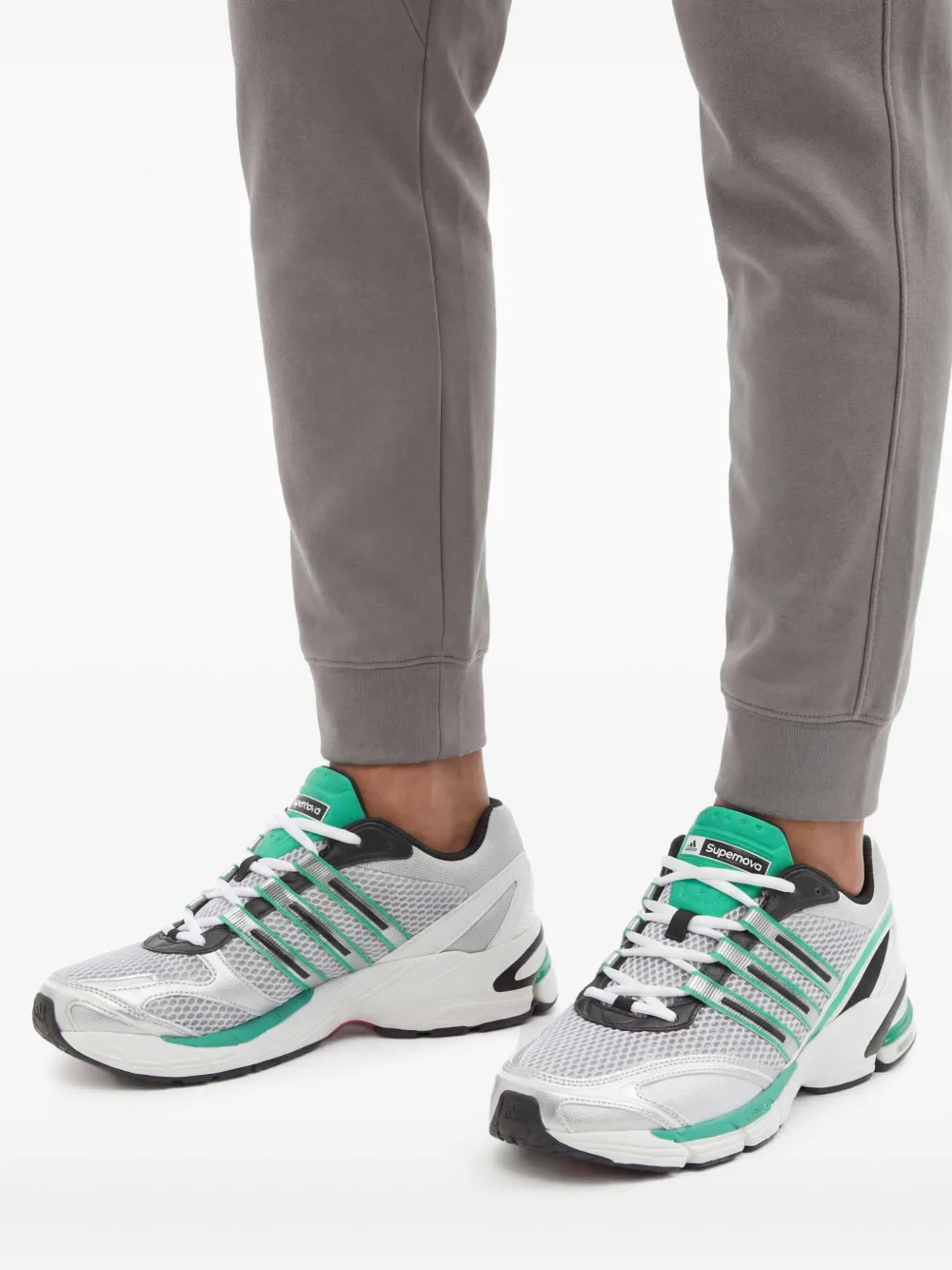 Adidas Supernova Cushion 7 スニーカー | シルバートーン | FARFETCH JP