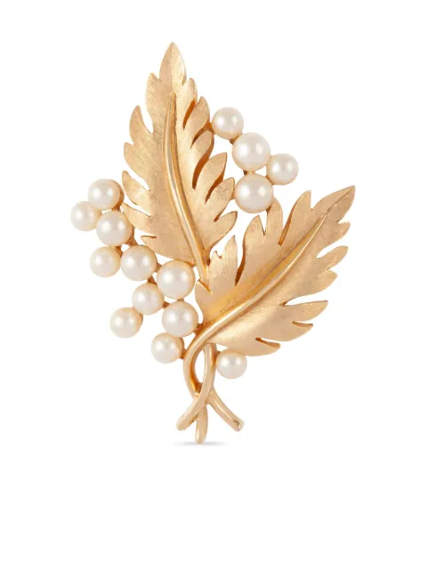 Susan Caplan Vintage 1960s Trifari brooch