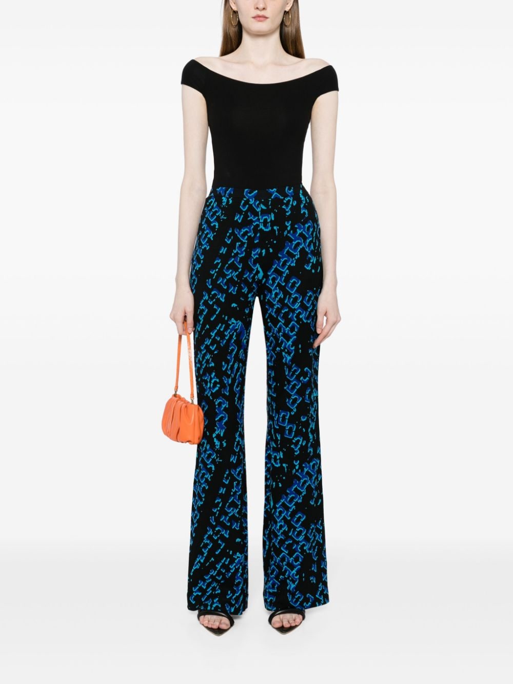 Shop Diane Von Furstenberg Brooklyn Graphic-print Trousers In Folded Chain Blue Fc
