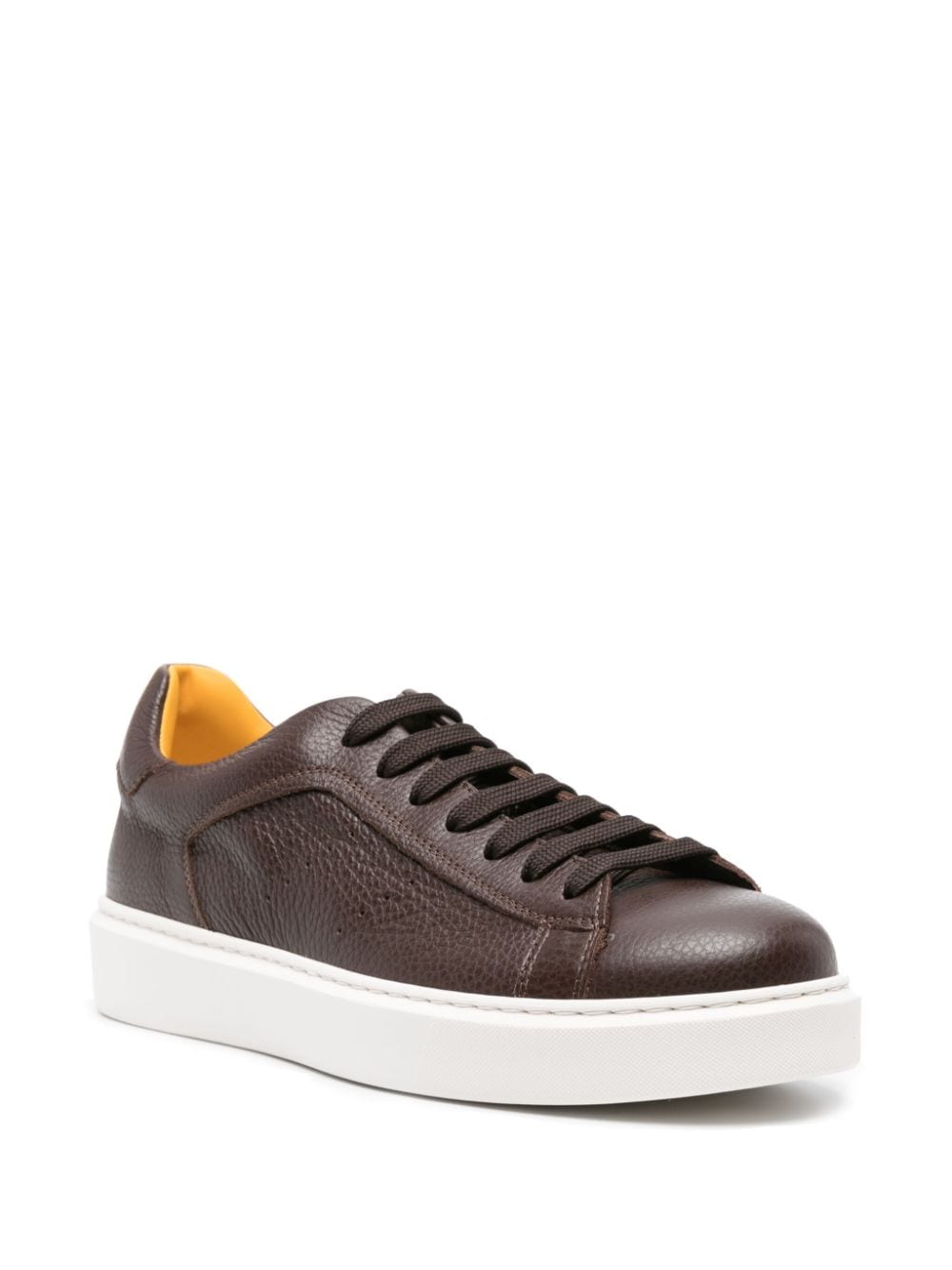 Doucal's logo-patch leather sneakers - Bruin