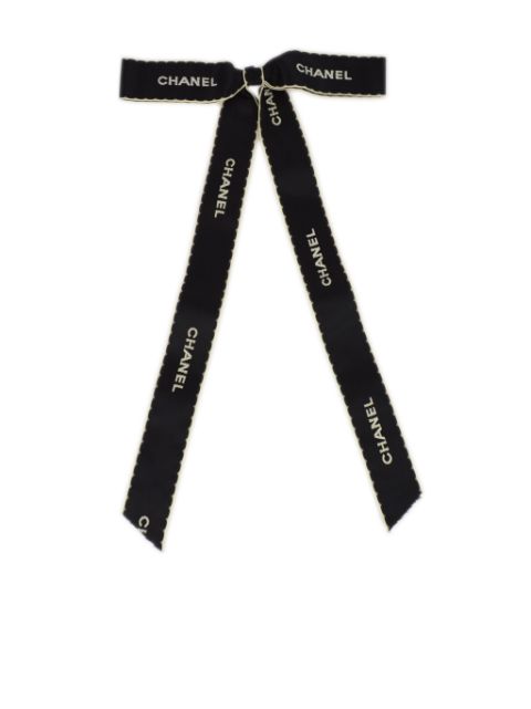 HOT SALE CHANEL 1990-2000 logo-embroidered ribbon pin Women