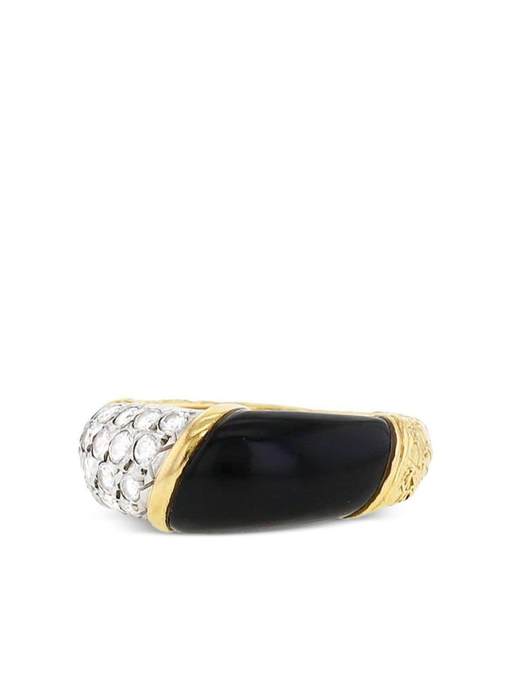 Pre-owned Van Cleef & Arpels 1970s Yellow Gold Onyx And Diamond Ring