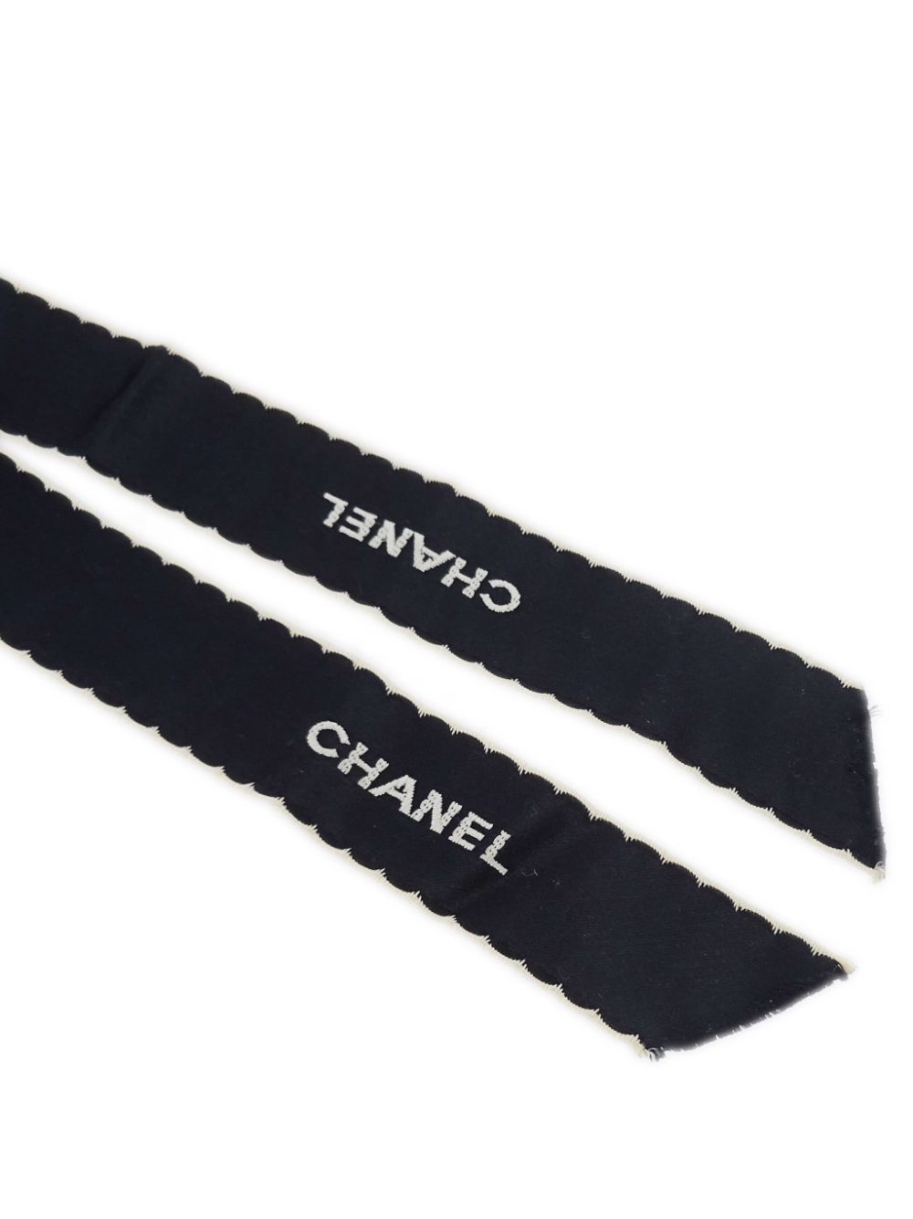 Pre-owned Chanel Logo-embroidered Bow Brooch In Black