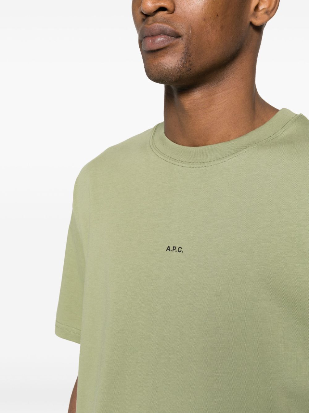 Shop Apc Kyle Logo-print T-shirt In Green