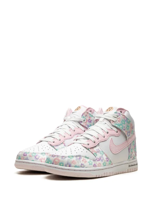 スニーカー Nike Dunk High Doernbecher Macey MULTI-COLOR Nike Dunk High Doernbecher Macey (Women's) - FZ3026-919 - US