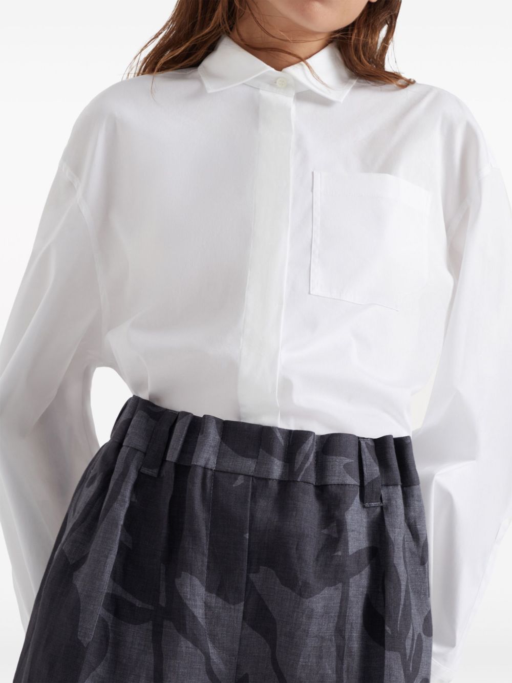 Shop Brunello Cucinelli Ramage-print Linen Mini Shorts In Grey