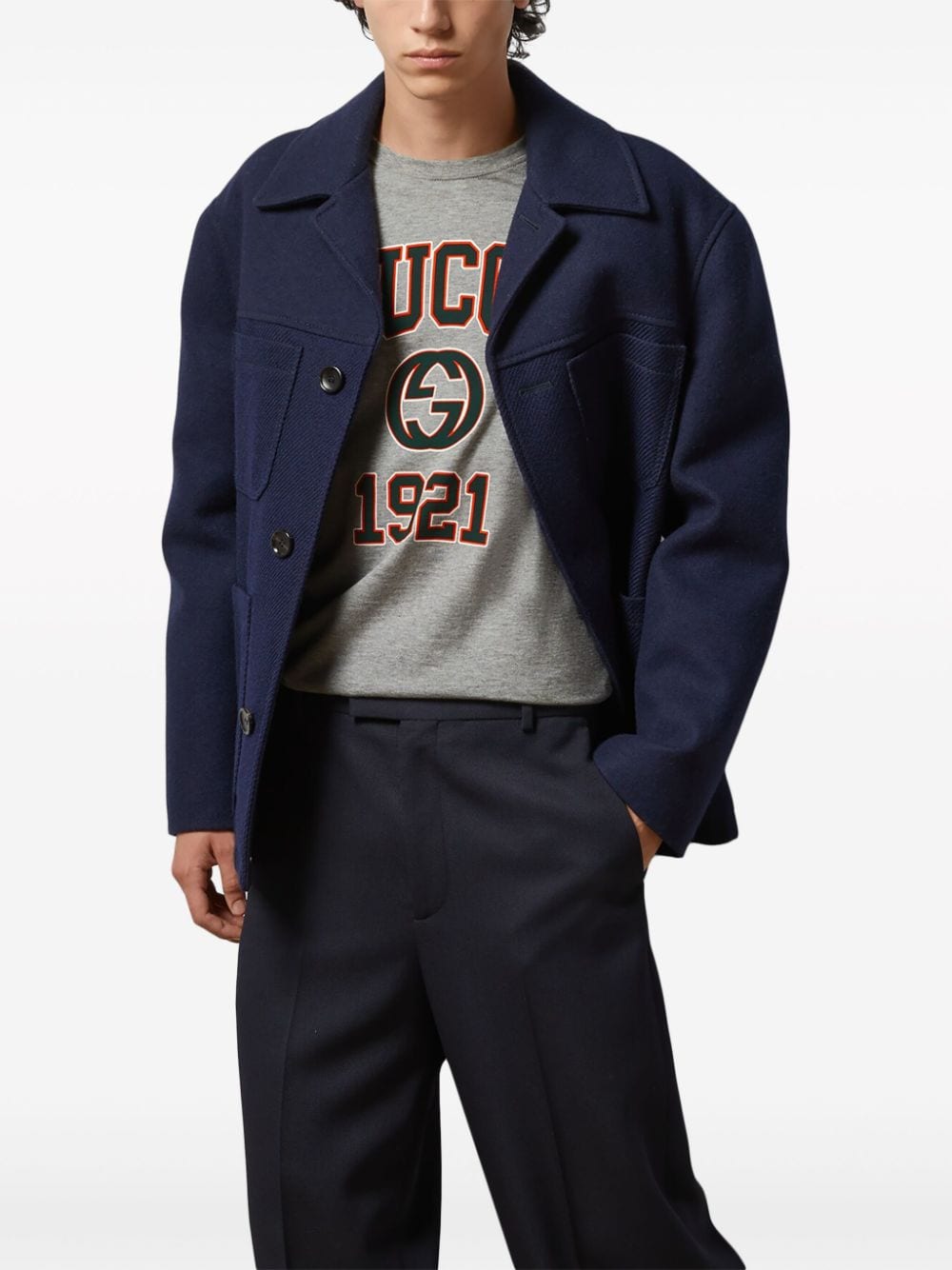 Shop Gucci Logo-print Cotton T-shirt In Grau
