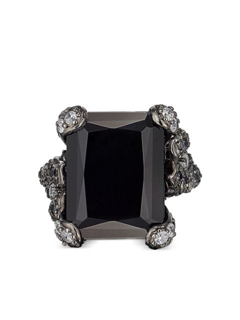 Anabela Chan anillo de coctel Black Diamond Cinderella en oro blanco de 18kt con diamantes