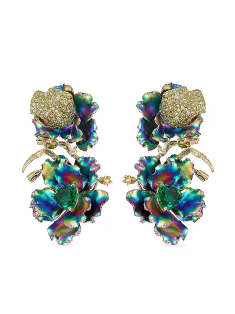 Anabela Chan aretes Magnolia en oro amarillo de 18kt con gemas