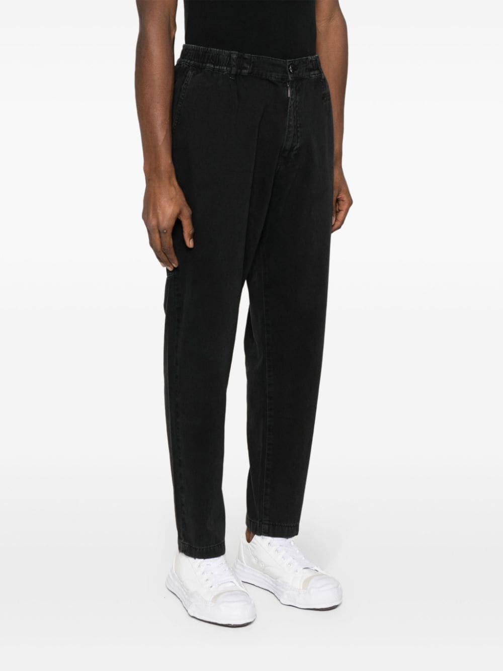 Moschino Jeans met geborduurd logo en toelopende pijpen Zwart
