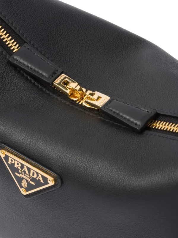 PRADA(プラダ)/関税送料込み Logo Medium Shoulder Bag Prada - Black Large Leather Top Stitch Shoulder Bag