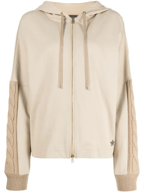 Lorena Antoniazzi هودي بأجزاء حياكة الضفيرة