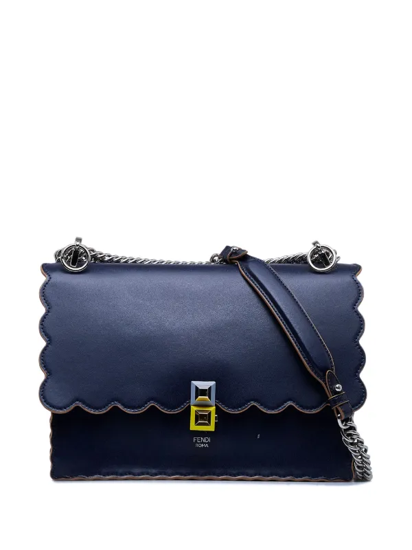 Fendi Pre Owned 2016 2022 Scalloped Kan Shoulder Bag Farfetch
