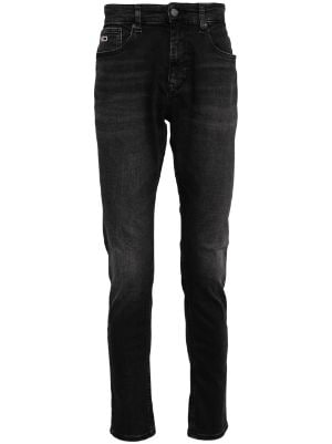 Tommy Jeans low-rise slim-cut Jeans - Farfetch