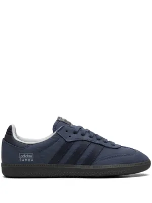 Adidas AE1 