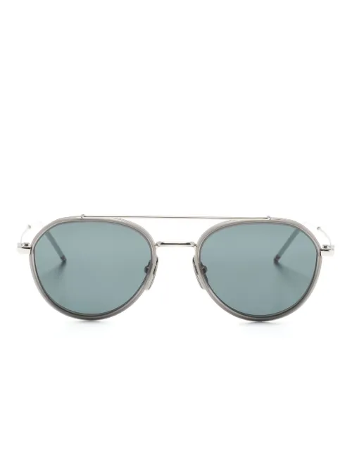 Lunettes de soleil à monture pilote gravée - Thom Browne Eyewear - Modalova