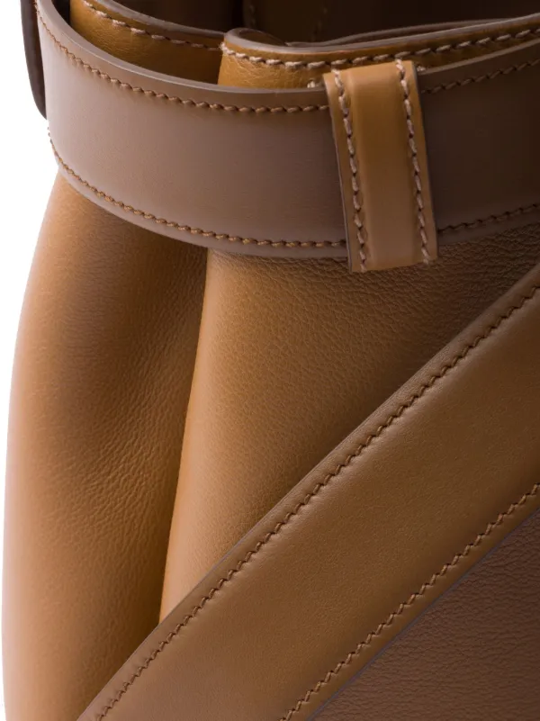 【関税＆送料込み】Prada Medium Belted Leather Handbag Prada Medium Belted Leather Handbag | Brown | FARFETCH