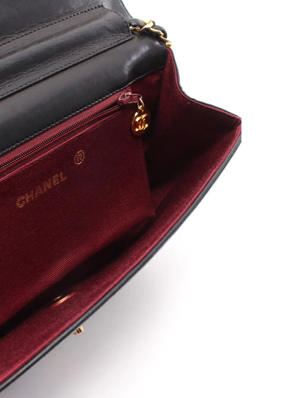 Pre-owned Chanel 1980s Half Moon Shoulder Bag In Black