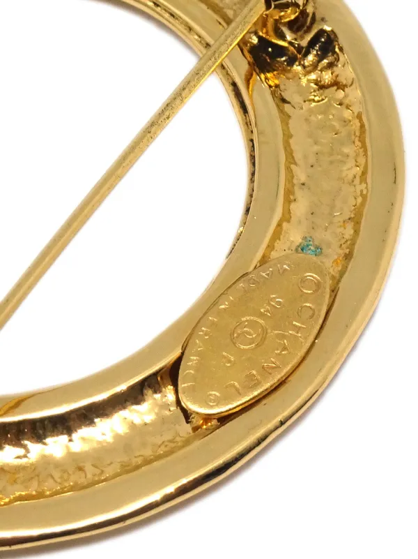 CHANEL Pre-Owned 1994 ココマーク ブローチ | ゴールドトーン CHANEL Pre-Owned 1994 ココマーク ブローチ | ゴールドトーン