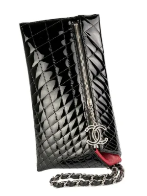CHANEL Pre-Owned 2020s キルティング メタリック クラッチバッグ