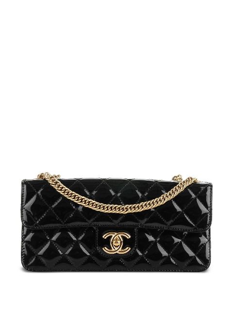 HOT SALE CHANEL 2005 diamond-quilted shoulder bag Men