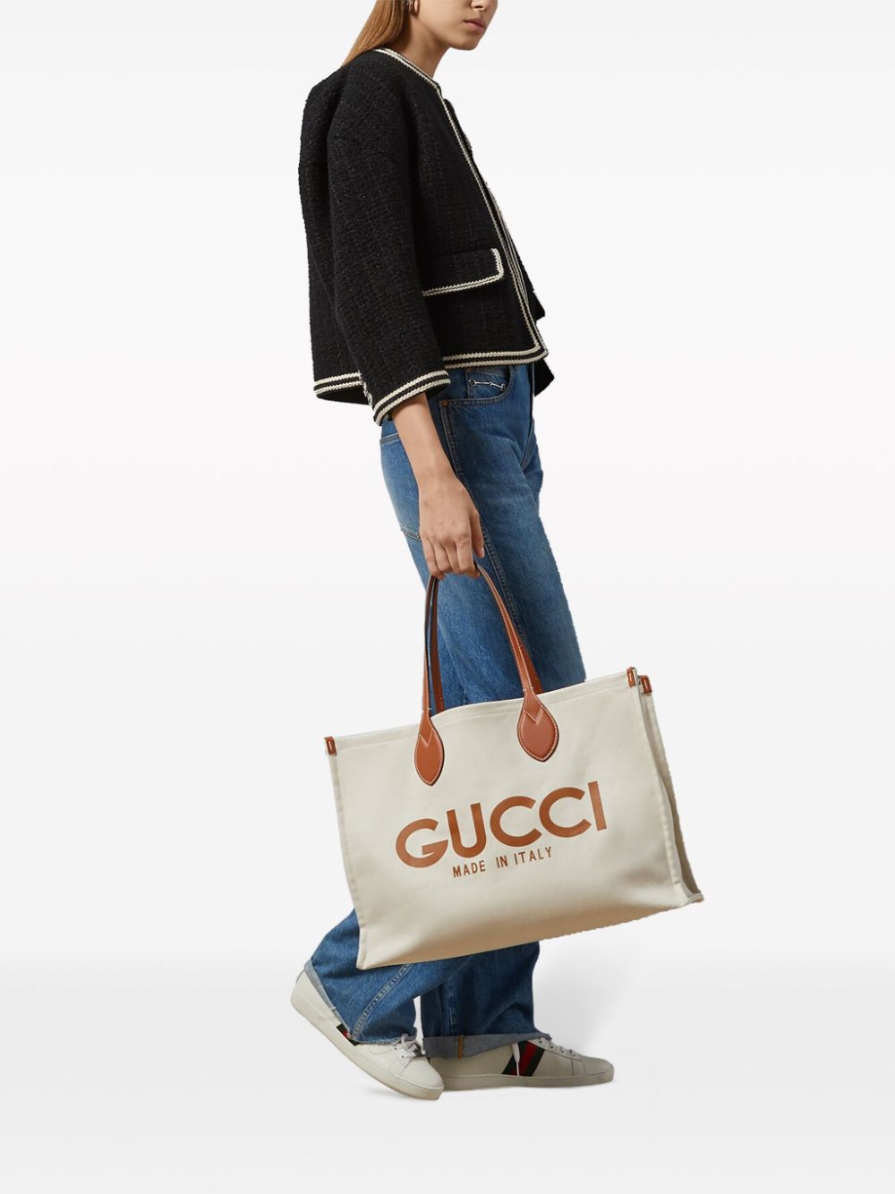 Shop Gucci Logo-print Tote Bag In 8451 White