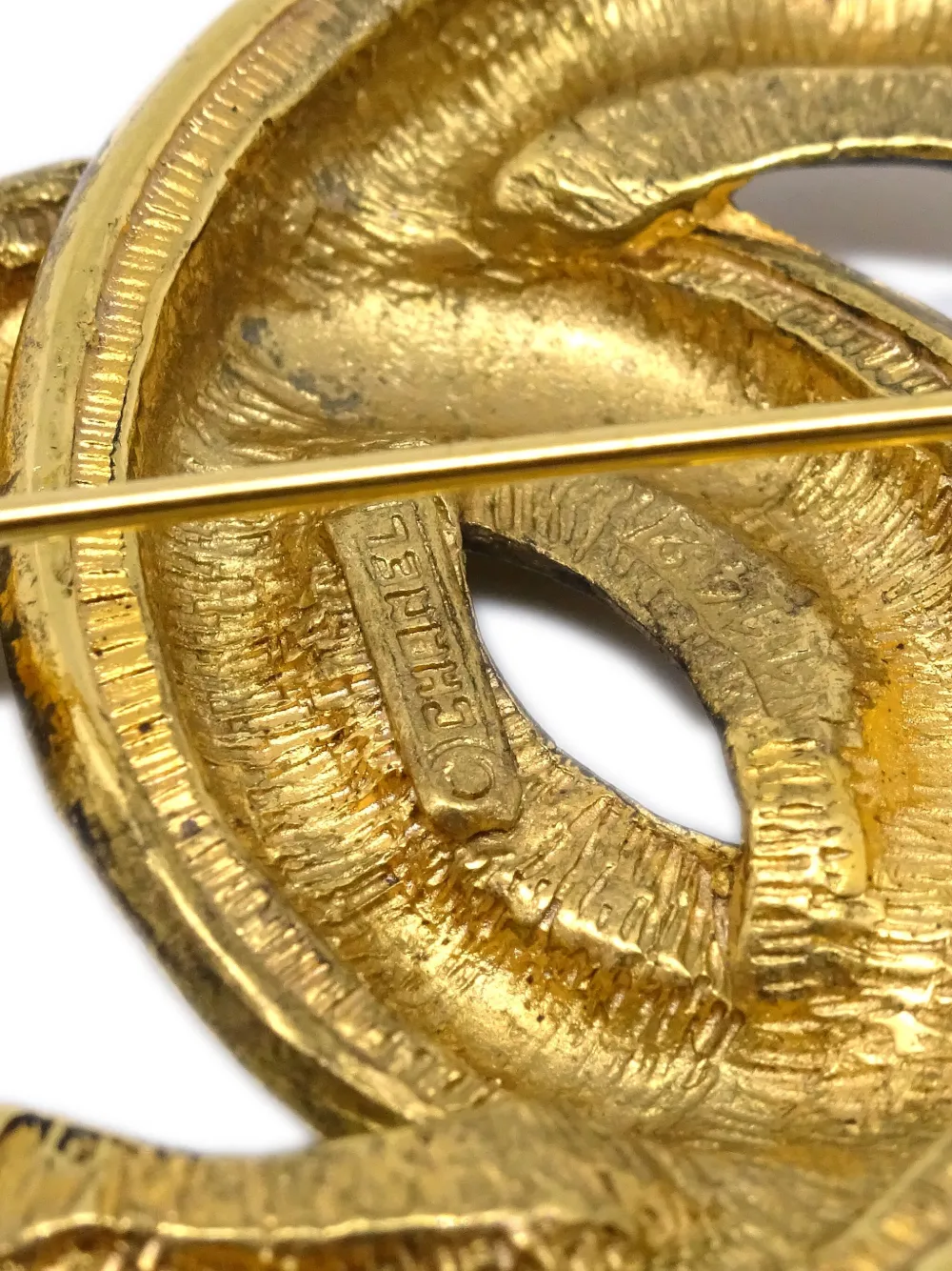 Cc-Logo Gold-Plated Brooch