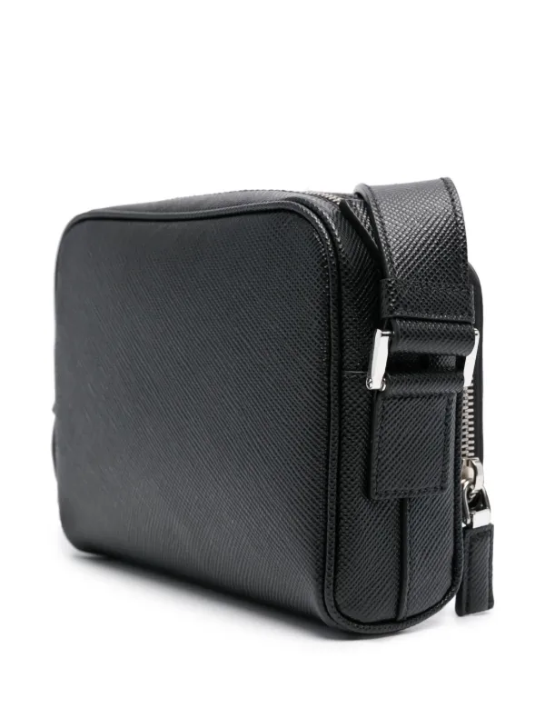 Prada ロゴ メッセンジャーバッグ | ブラック | FARFETCH JP