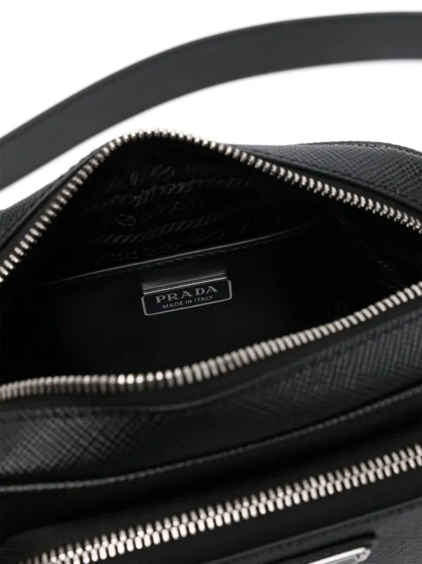 希少✨　プラダ　メッセンジャーバッグ プラダ PRADA ショルダー メッセンジャーバッグ NERO 三角 A4