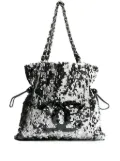 CHANEL Pre-Owned 2008 CC-logo sequin tote bag - Black