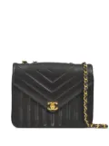 CHANEL Pre-Owned 1992 chevron-quilted shoulder bag - Black