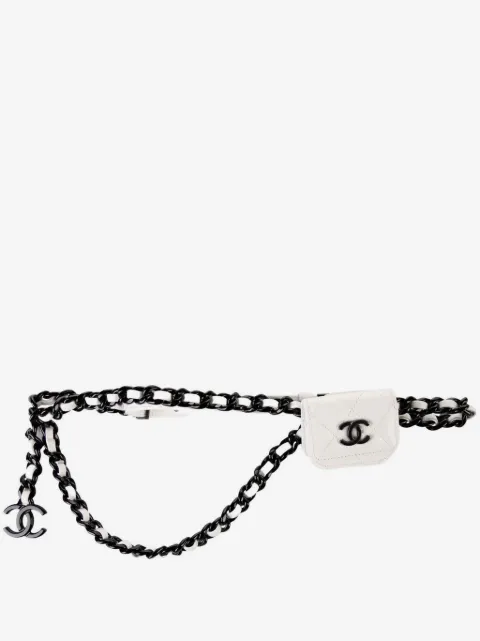 CHANEL Pre-Owned 2020 mini Classic Flap belt bag