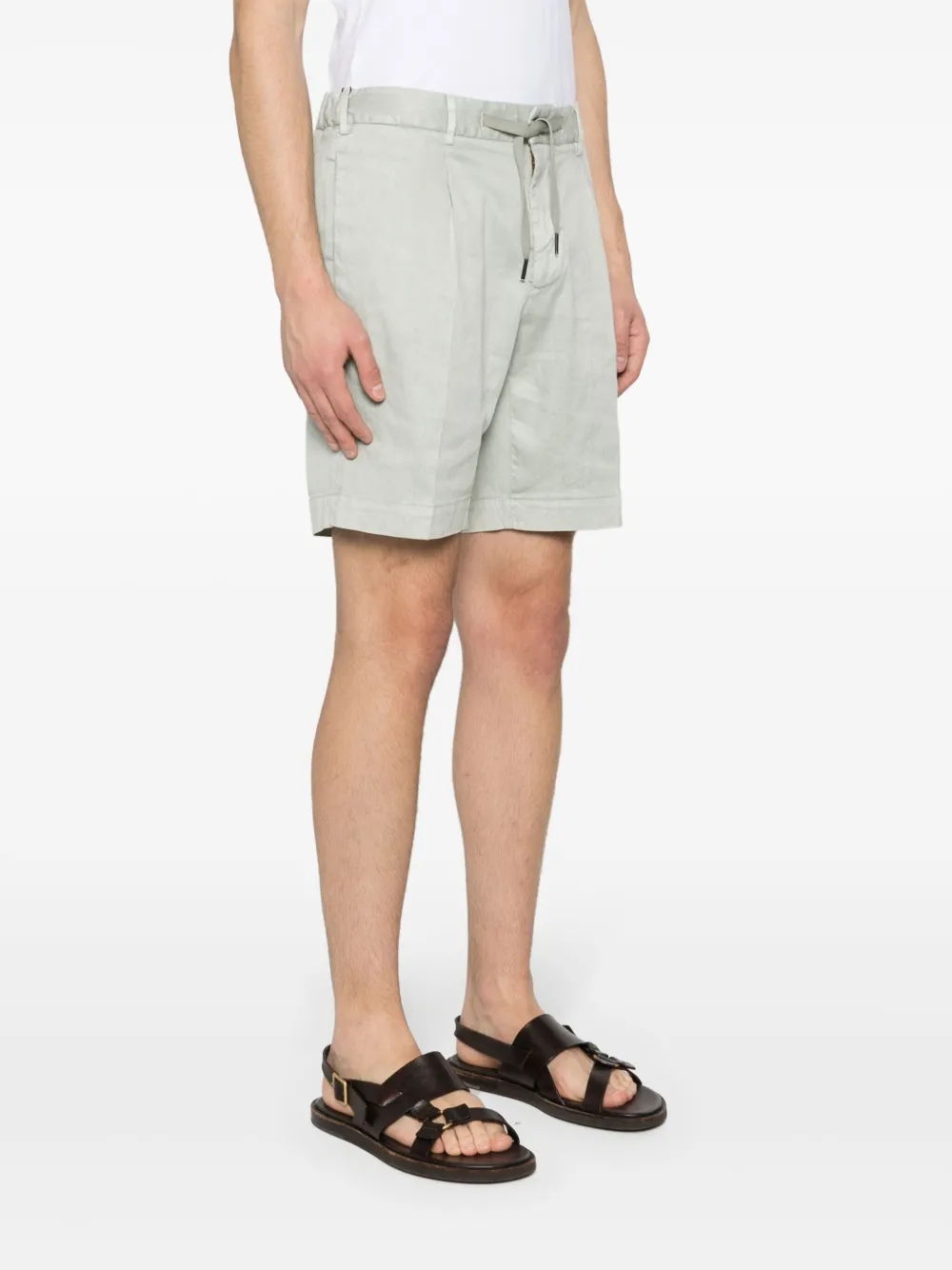 Shop Dell'oglio Pleated Chino Shorts In Green