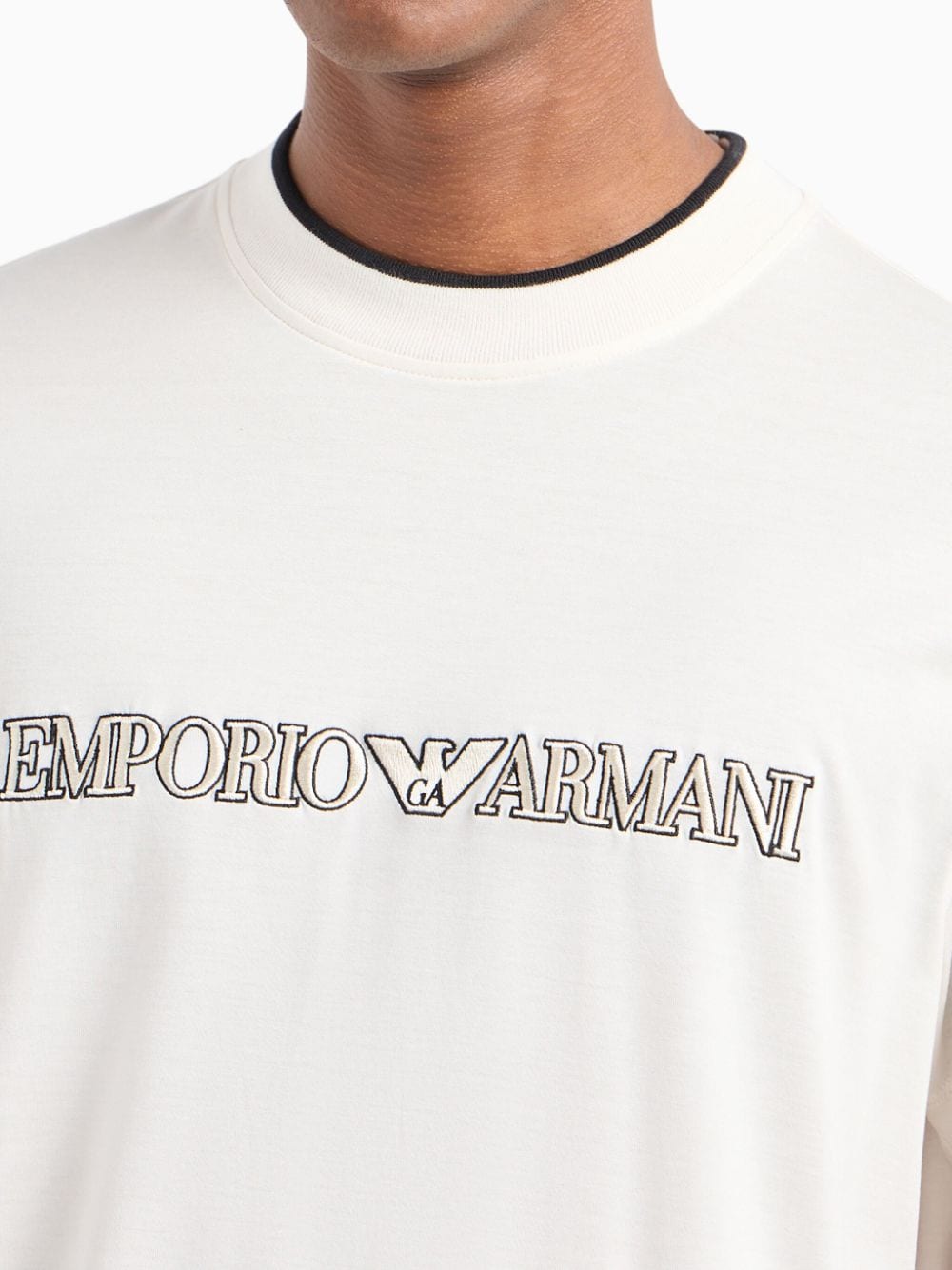 Emporio Armani T-shirt met geborduurd logo Wit