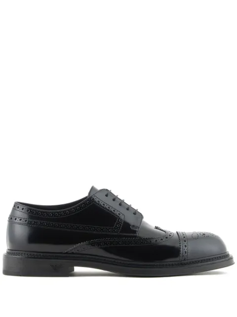Emporio Armani Sapato brogue de couro perfurado