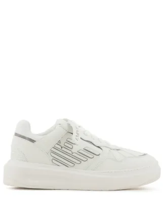 Emporio armani sneakers in pelle con logo embossed al lato hotsell