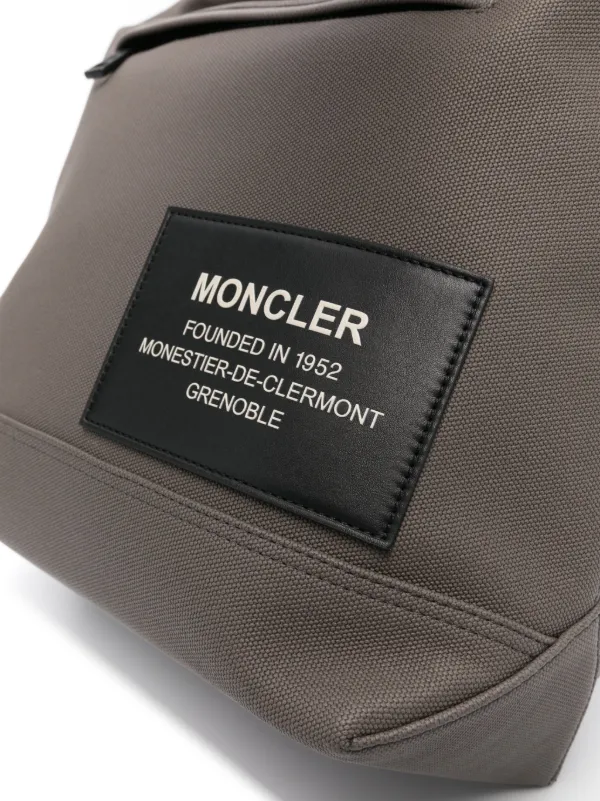 MONCLER NAKOA トートバック Moncler Nakoa ロゴパッチ トートバッグ | ブラック | FARFETCH JP