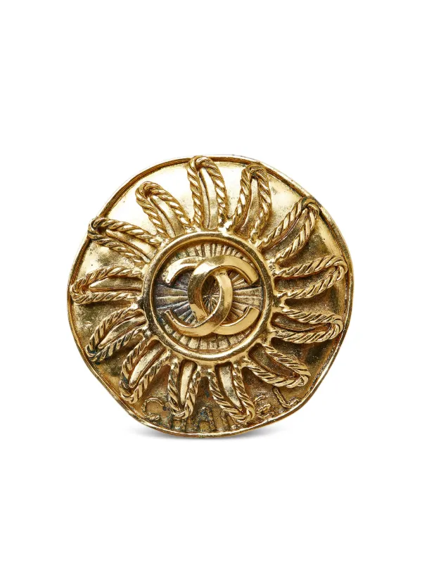 Farfetch brooch store
