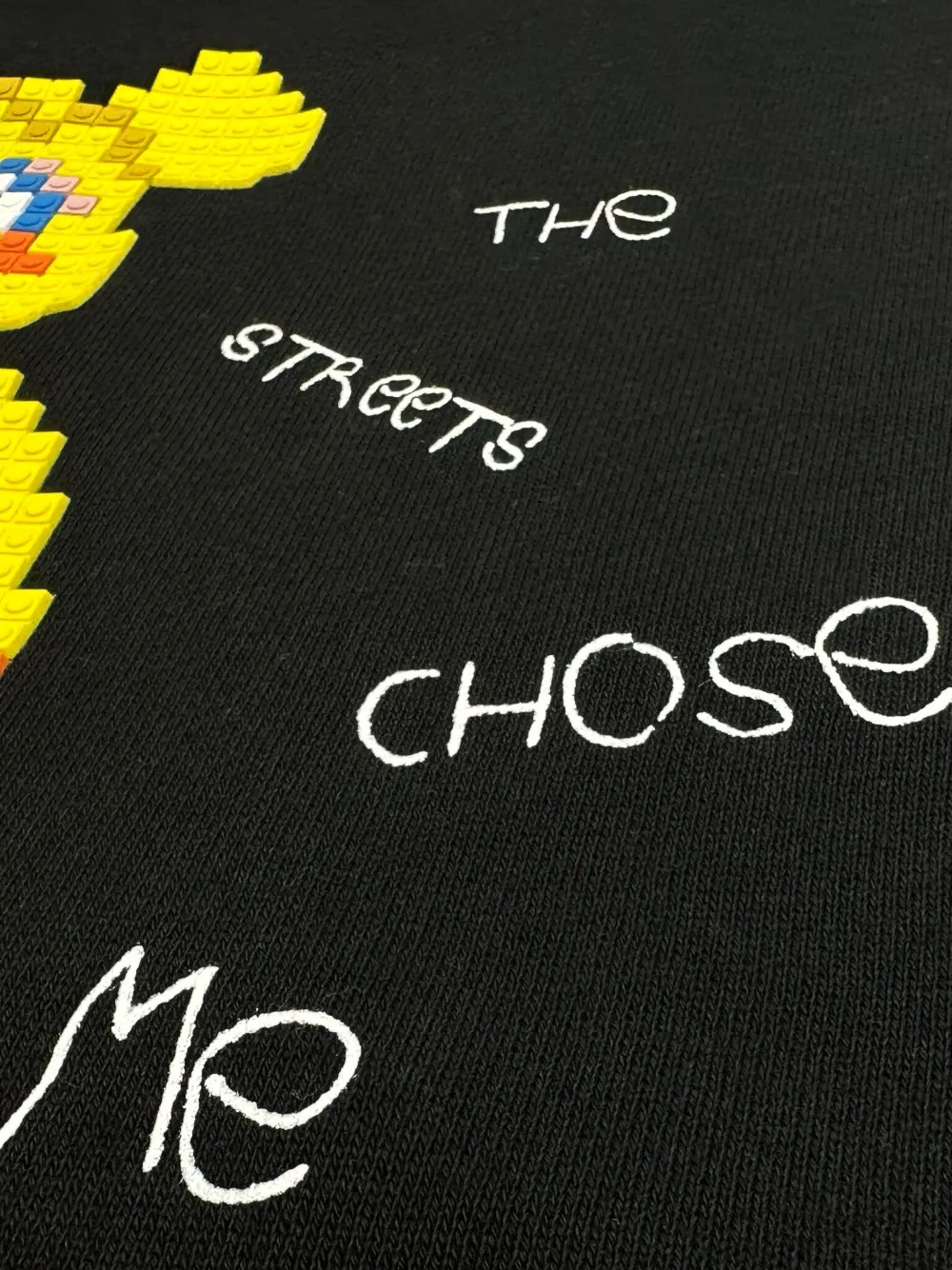 Mostly Heard Rarely Seen 8-Bit Streets Chose Me hoodie Zwart
