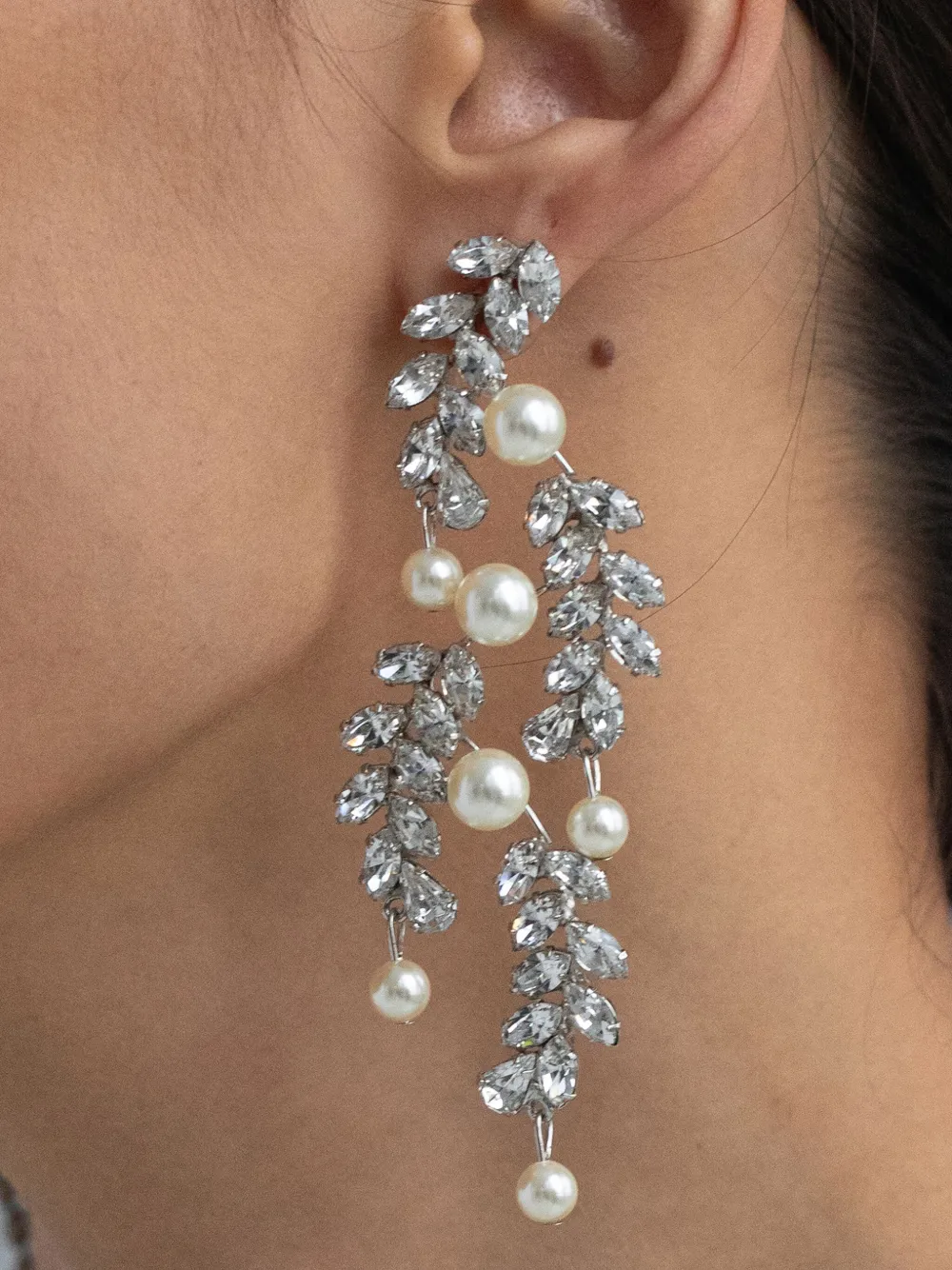 Jennifer Behr Wisteria Crystal Earrings | Silver | FARFETCH RO