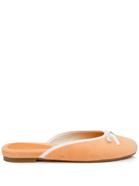 Dee Ocleppo mules Athens