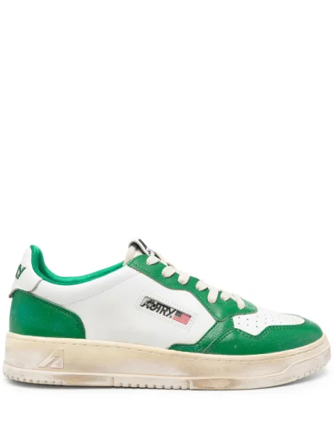 Autry Medalist Low Super Vintage Sneakers