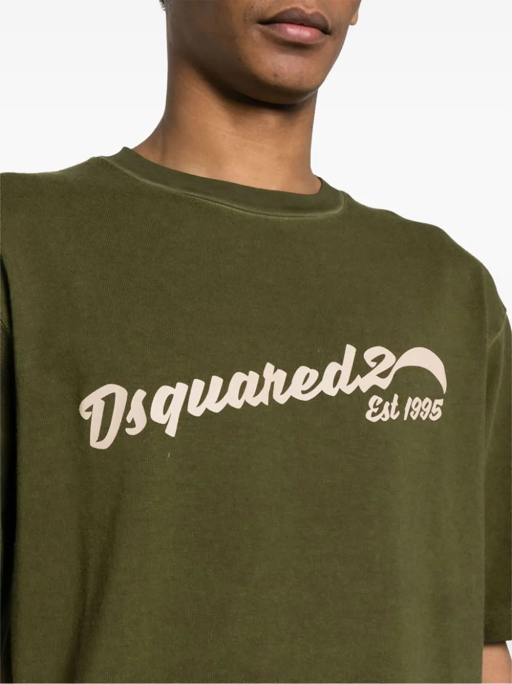 Dsquared2 Logo-embroidered T-shirt In Green