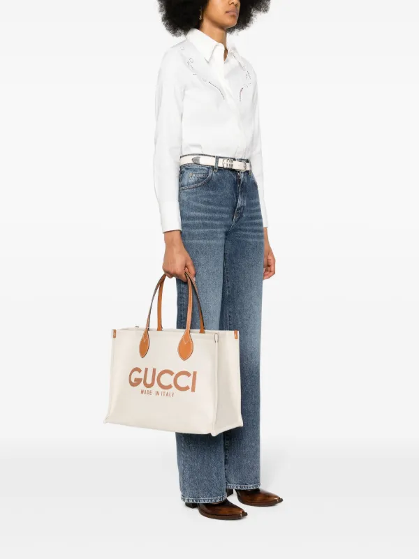 Gucci logo supreme canvas tote 2025