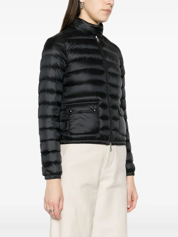 Moncler lans shop