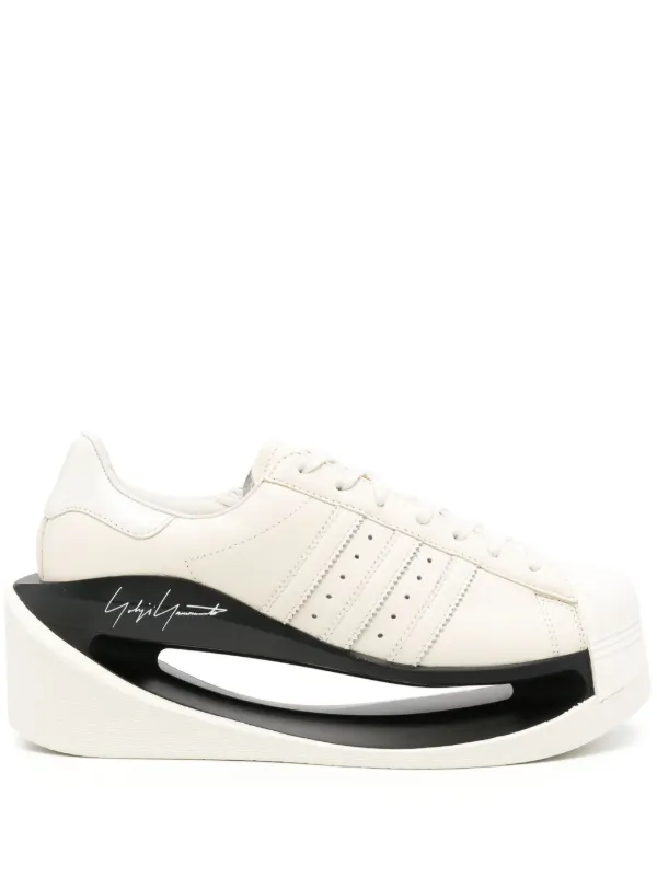 Y-3 Gendo Superstar レザー スニーカー | ニュートラル | FARFETCH JP