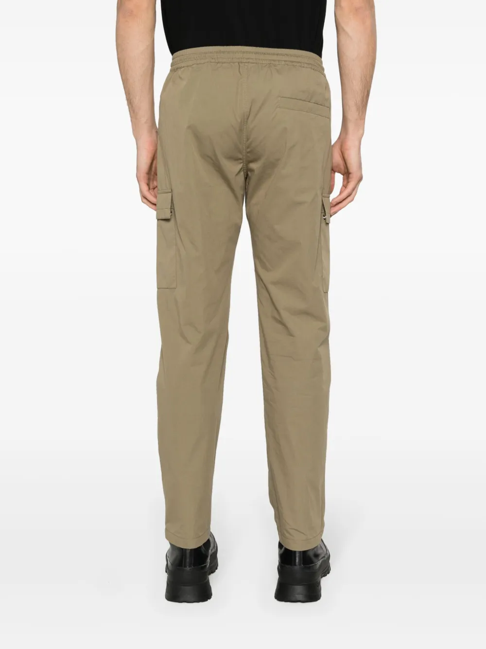 Shop Yves Salomon Drawstring-fastening Cargo Pants In 绿色