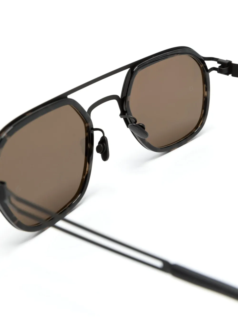 Mykita Leeland zonnebril met piloten montuur Zwart